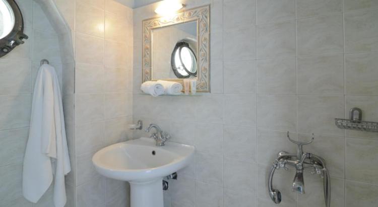 Kymothoi Rooms-17