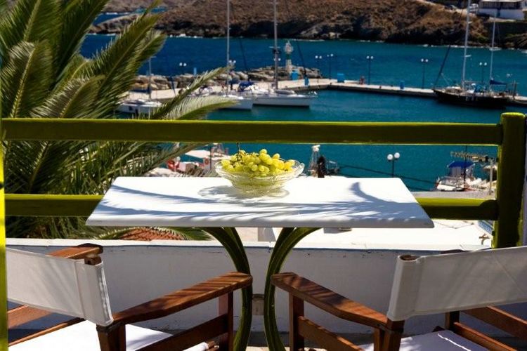 Porto Klara-Kythnos 10