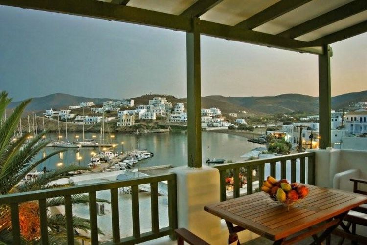 Porto Klara-Kythnos 11