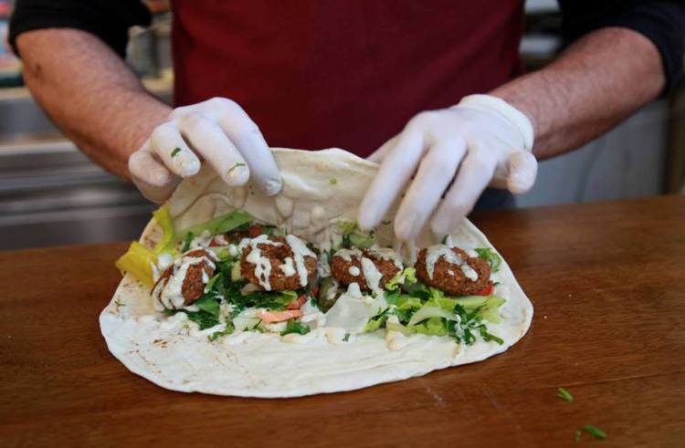 falafel sintagma kouzina anatoli 06