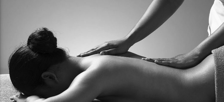 I V A MassageTan Myoxalarotiko