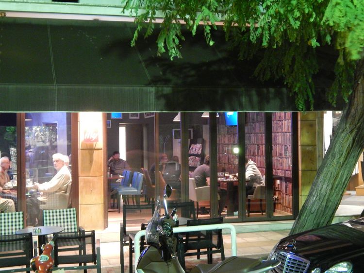 arwma cafe-1 61