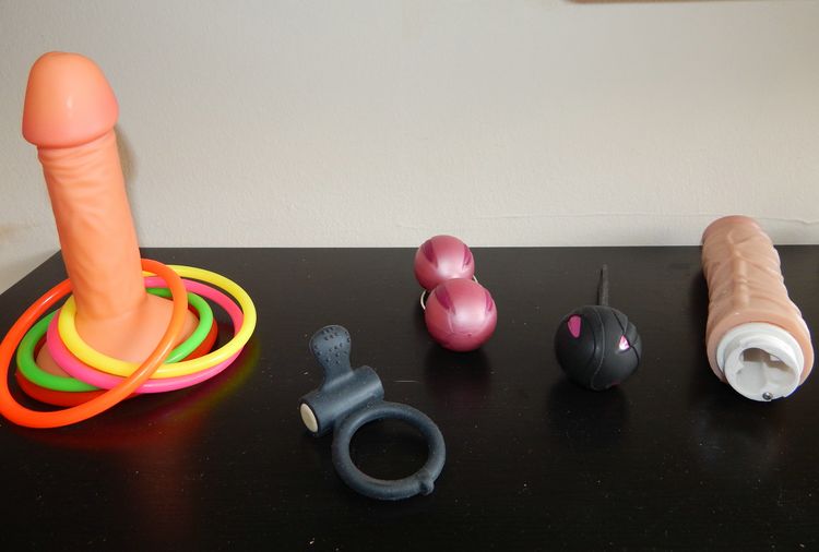 ErosToys 053