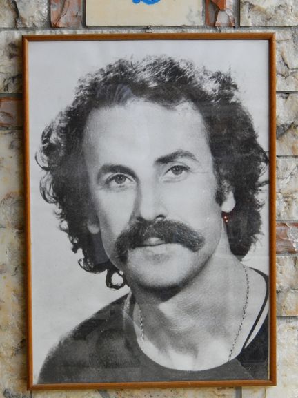 Kritikos  19