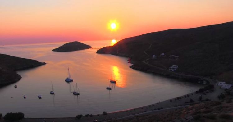 Kythnos Paralies Apokrousi