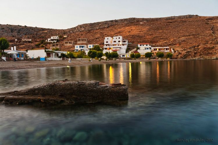 Kythnos paralia  Lefkes