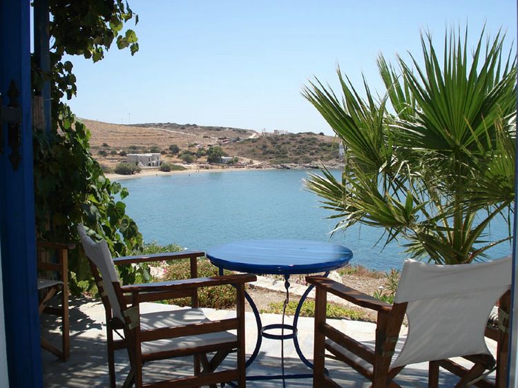 Sxoinousa-paralies-Tholari