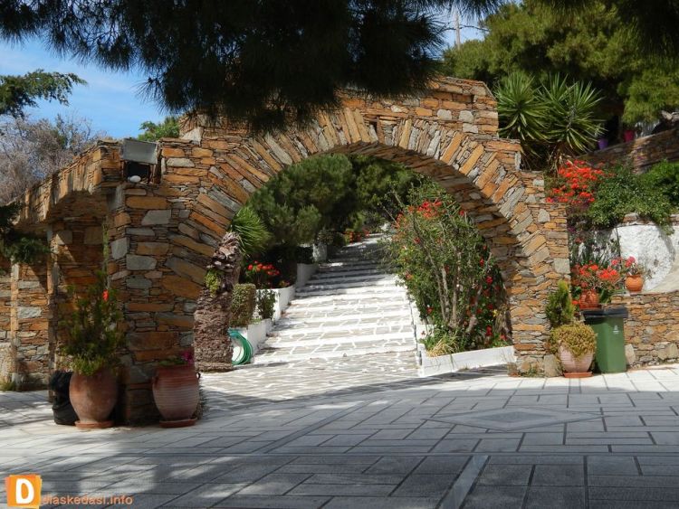 Kanala-Kythnos-Iounios-2016 099