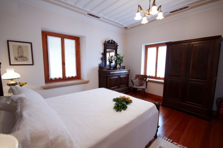 Argentikon Luxury Suites-Pyrgi.1