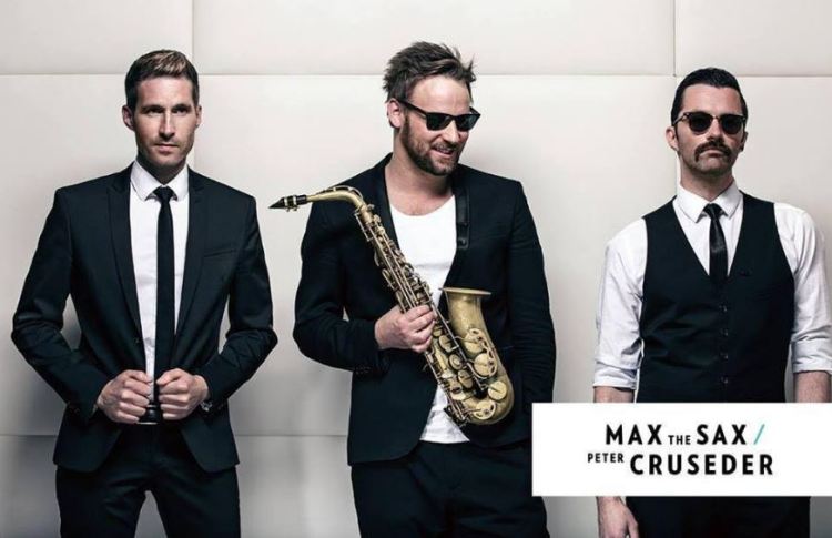 Max the Sax-Perer Cruseder