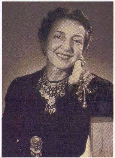 Dora Stratou 2