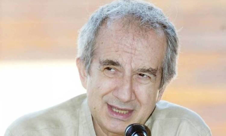 Βασίλης Τσιβιλίκας, ήταν Έλληνας κωμικός ηθοποιός με σημαντική παρουσία στον ελληνικό κινηματογράφο, την τηλεόραση και ιδιαίτερα το θέατρο