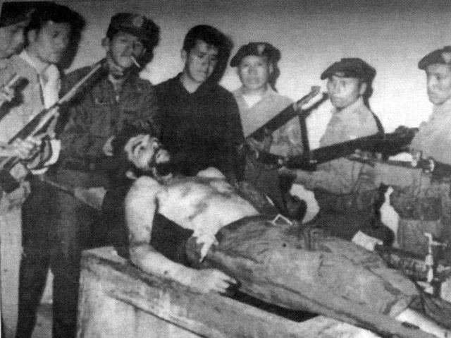 Ernesto Tse Guevara 8