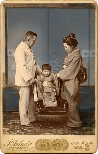 1896-Lafcadio-Hearn-with-wife-1843-1896