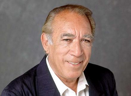 Anthony Quinn-1