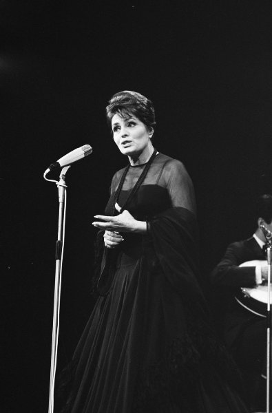Amalia Rodrigues-2