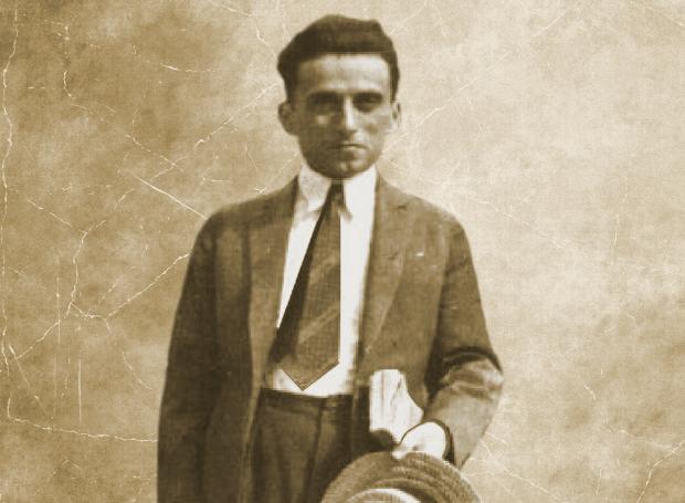 Κώστας Καρυωτάκης, ήταν Έλληνας ποιητής και πεζογράφος, θεωρείται ως ο κυριότερος εκφραστής της σύγχρονης λυρικής ποίησης