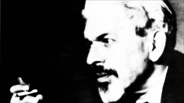 Ανδρέας Εμπειρίκος, ήταν Έλληνας ποιητής, πεζογράφος, φωτογράφος και ψυχαναλυτής