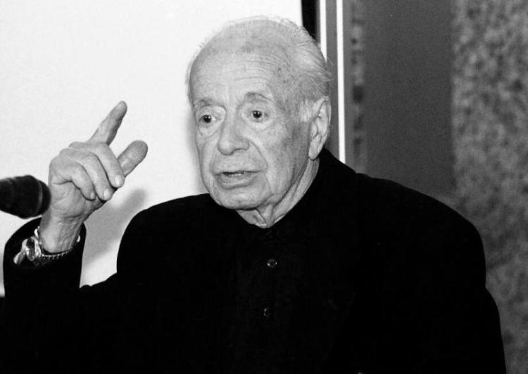 Αντώνης Σαμαράκης, ήταν Έλληνας πεζογράφος της μεταπολεμικής γενιάς, το έργο του οποίου είναι διεθνούς αναγνώρισης