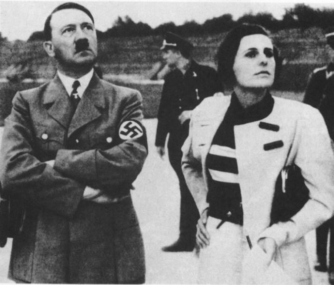 Leni Riefenstahl-Xitler