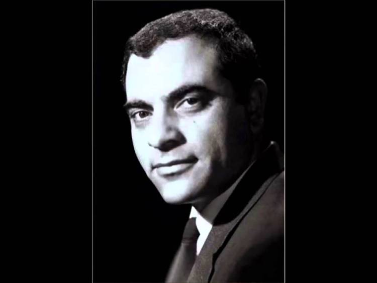Stelios Kazantzidis-5