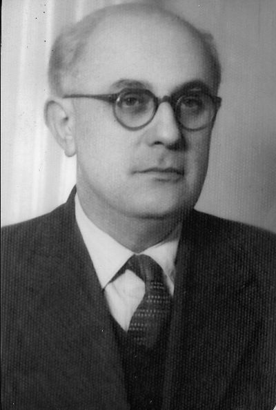 Ηλίας Βασιλάς, ήταν Έλληνας φιλόλογος και συγγραφέας, γνωστός για τις έρευνές του σε θέματα σχετικά με τη νεότερη ιστορία της Πρέβεζας