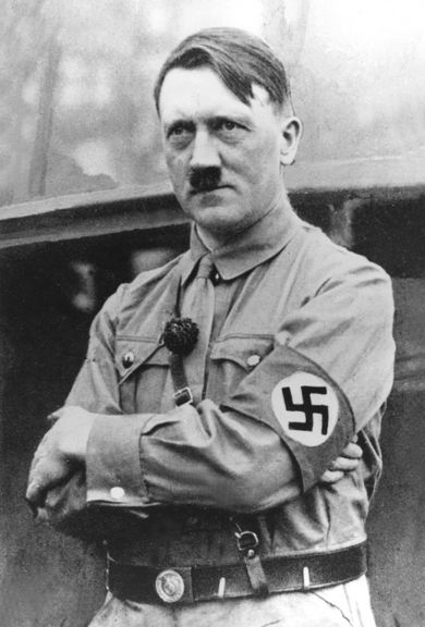 Adolf Hitler-1