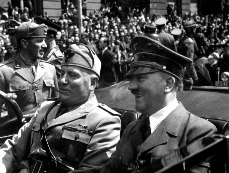 Mussolini-Xitler