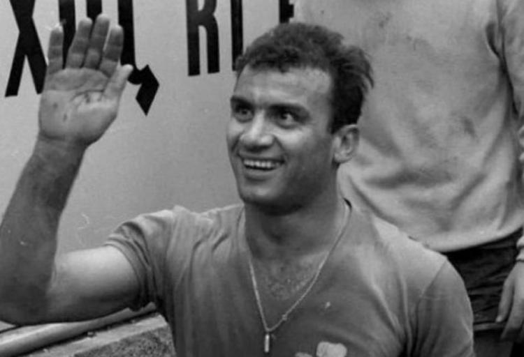 Kostas Linoxilakis
