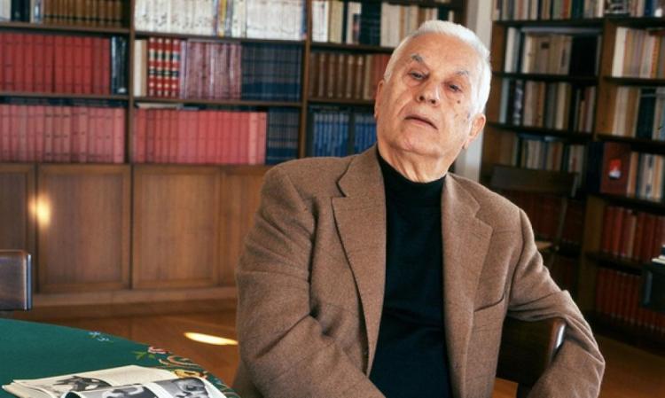 Νίκος Ξανθόπουλος, Έλληνας ηθοποιός θεάτρου και κινηματογράφου και τηλεόρασης, καθώς και τραγουδιστής