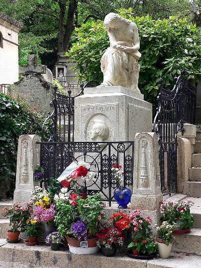Pere-Lachaise Chopin grave