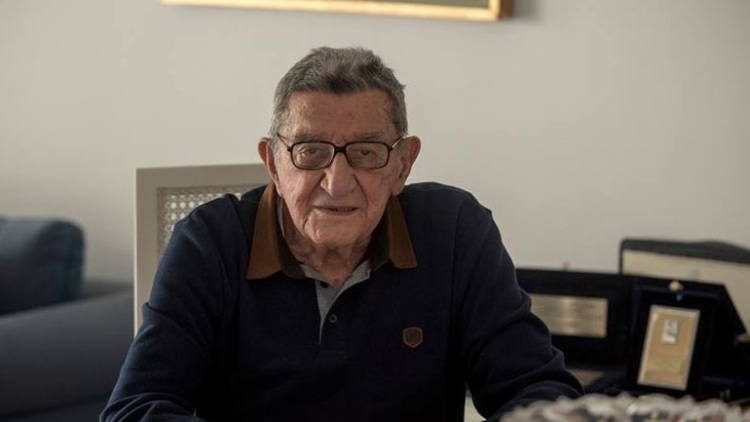 Χρήστος Πασαλάρης, ήταν κορυφαίος Έλληνας δημοσιογράφος