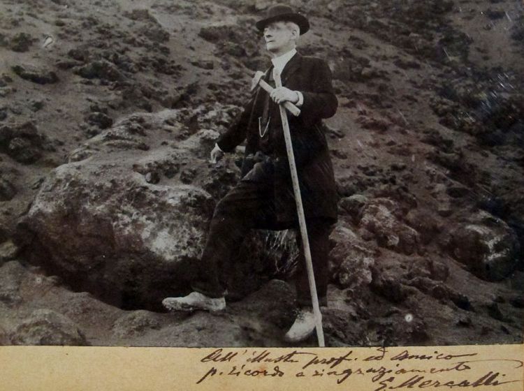 Τζουζέπε Μερκάλι, ήταν Ιταλός ηφαιστειολόγος, κυρίως γνωστός λόγω της κλίμακας μέτρησης της έντασης των σεισμών που δημιούργησε
