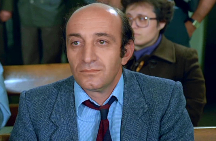 Κώστας Τσάκωνας ήταν ηθοποιός του θεάτρου, του κινηματογράφου και της τηλεόρασης, περισσότερο γνωστός από τις κωμικές ταινίες του