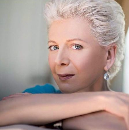 Elena Akrita