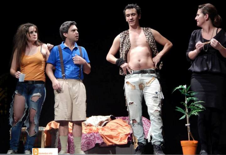 Δωρεάν 4 διπλές προσκλήσεις για την Θεατρική παράσταση "Ο Γερμανός ξανάρχεται", στο Θέατρο Ρένα Βλαχοπούλου στο Αιγάλεω