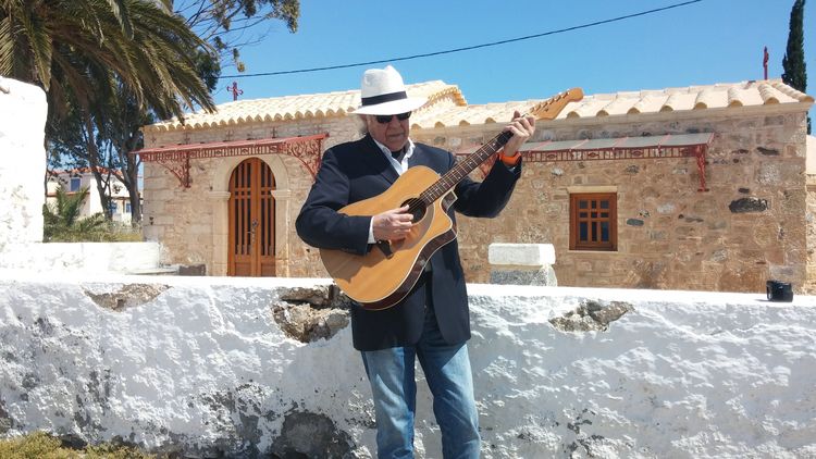 Xristos Kyriazis-05