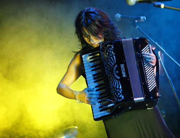 zoe tiganouria 031