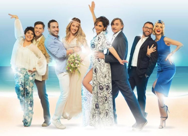 "ΜΑΜΜΑ ΜΙΑ!" των Benny Andersson, Bjorn Ulvaeus και Catherine Johnson απόδοση κειμένου-στίχων-σκηνοθεσία Θέμις Μαρσέλλου, 2ος χρόνος περιοδείας