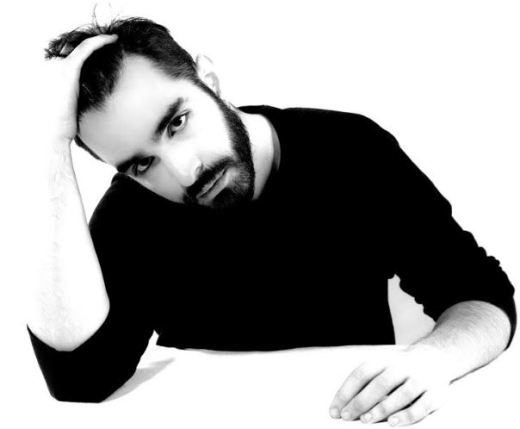 Alex Mentis-1