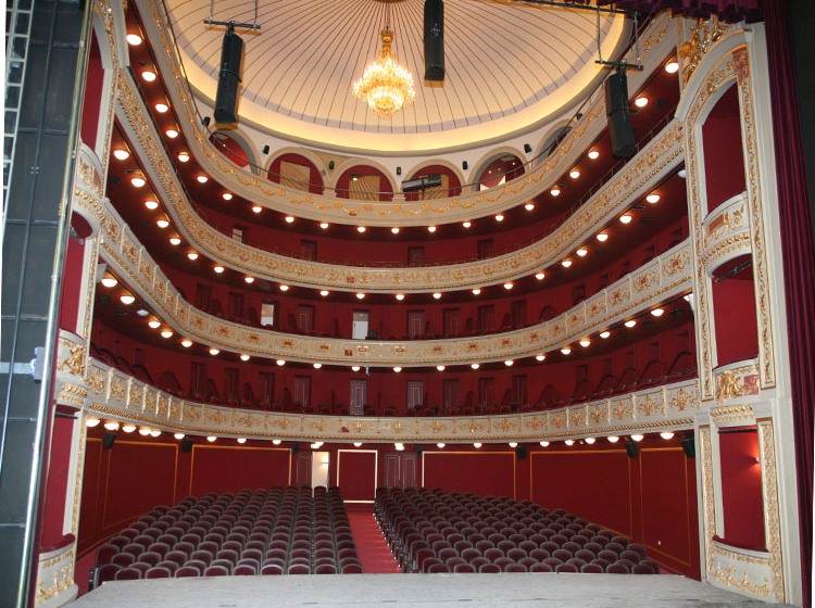 Dimotiko Theatro Peiraia-1