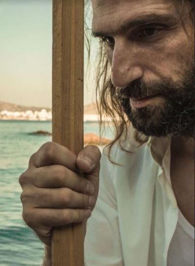 O geros kai h thalassa