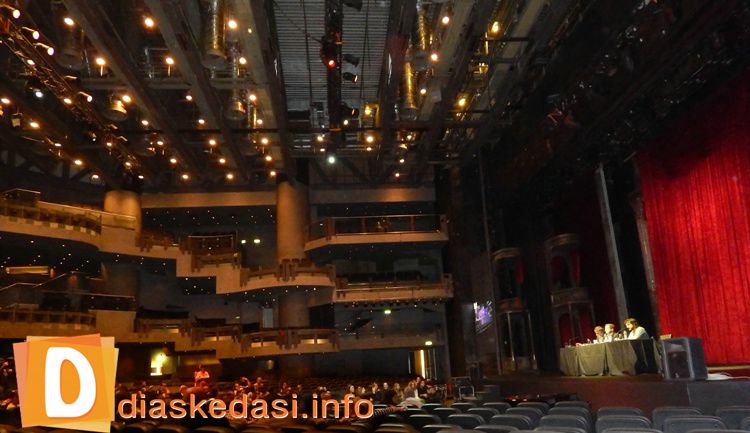 Pantehon Theater 016 P