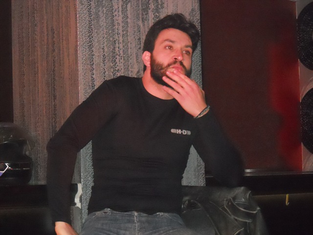 Akouw Fwnes-Dimitris