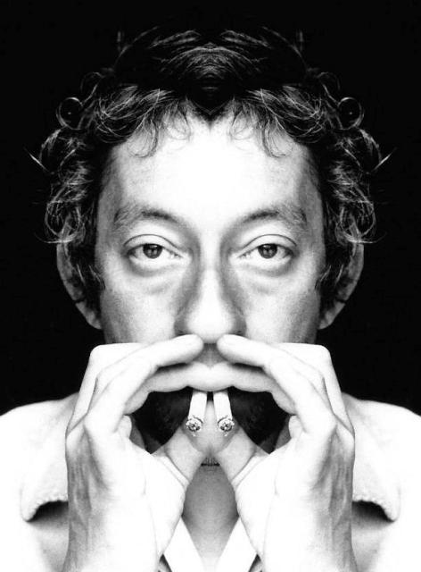 Θέατρο Βράχων, Κυριακή 28 Απριλίου 2013, οι Jane Birkin, Δήμητρα Γαλάνη, Φοίβος Δεληβοριάς, στο Θέατρο Βράχων "Μελίνα Μερκούρη" στο Βύρωνα  