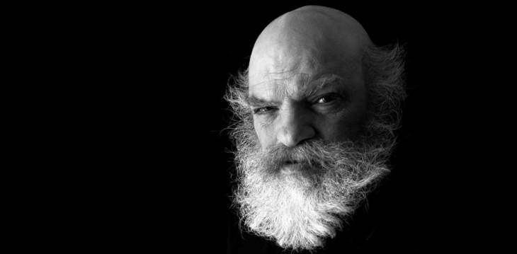 Από Σάββατο 4 Ιανουαρίου 2014, η θεατρική παράσταση του Ουίλιαμ Σαίξπηρ "Βασιλιάς Ληρ", στο Θέατρο Βαφείο-Λάκης Καραλής στο Βοτανικό