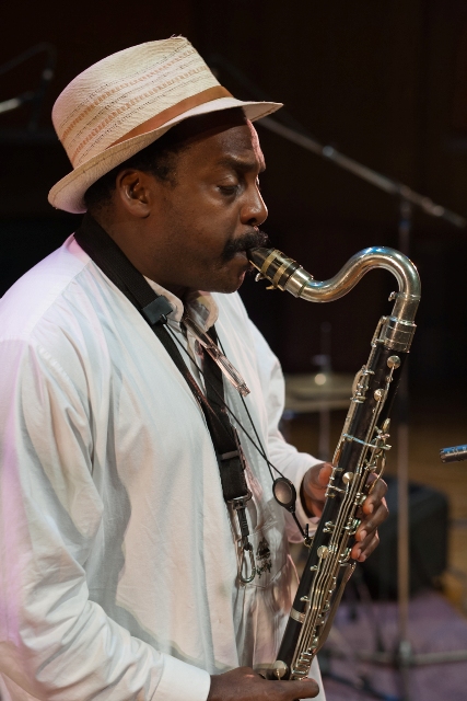 DAVID MURRAY TRIO, Jazz dynamics of a horn Master, στη μουσική σκηνή Half Note Jazz Club στο Μετς
