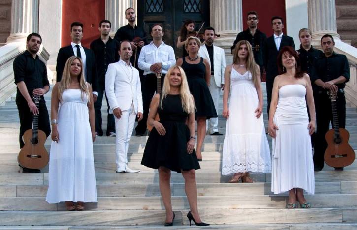 Σάββατο 28 Σεπτεμβρίου 2013, μια μουσικοθεατρική παράσταση-φόρος τιμής, σε σημαντικούς κλασικούς Έλληνες συνθέτες, που μας ταξιδεύει σε στιγμές και στιγμιότυπα που σημάδεψαν τον περασμένο αιώνα, στο Μουσικό Προαύλιο Badminton Γουδή