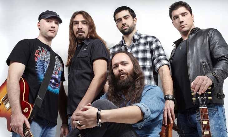Παρασκευή 9 Μαΐου 2014, οι Αθηναίοι southern rockers SoundtrucK θα εμφανιστούν στο KΟΟ-ΚΟΟ LIVE MUSIC BAR στο Γκάζι