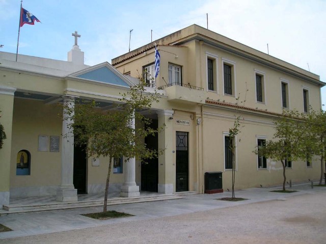 Μερόπειο Ίδρυμα, Σάββατο 20, Κυριακή 21 και Δευτέρα 22 Απρίλίου 2013, διοργανώνεται Bazaar φιλανθρωπικού χαρακτήρα με χειροποίητα κοσμήματα, διακοσμητικά αντικείμενα καθώς και με παραδοσιακά προϊόντα από όλη την Ελλάδα, στην Διονυσίου Αεροπαγίτου